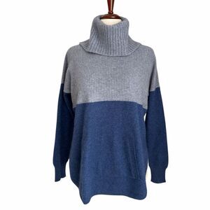 Max Studio 100% 2-Ply Cashmere Colorblock Turtleneck Sweater Size M Gray Blue
